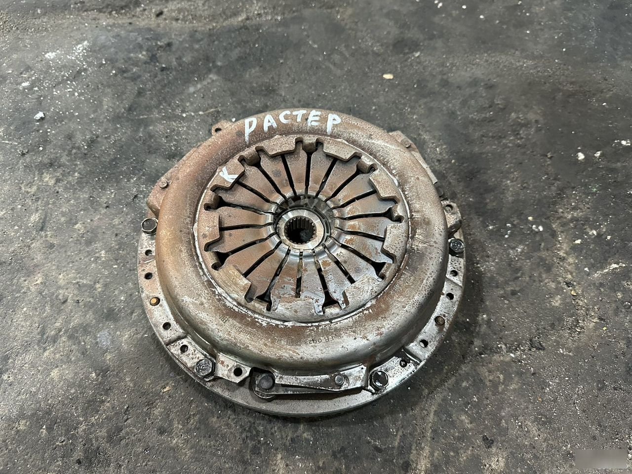 Корзина сцепления