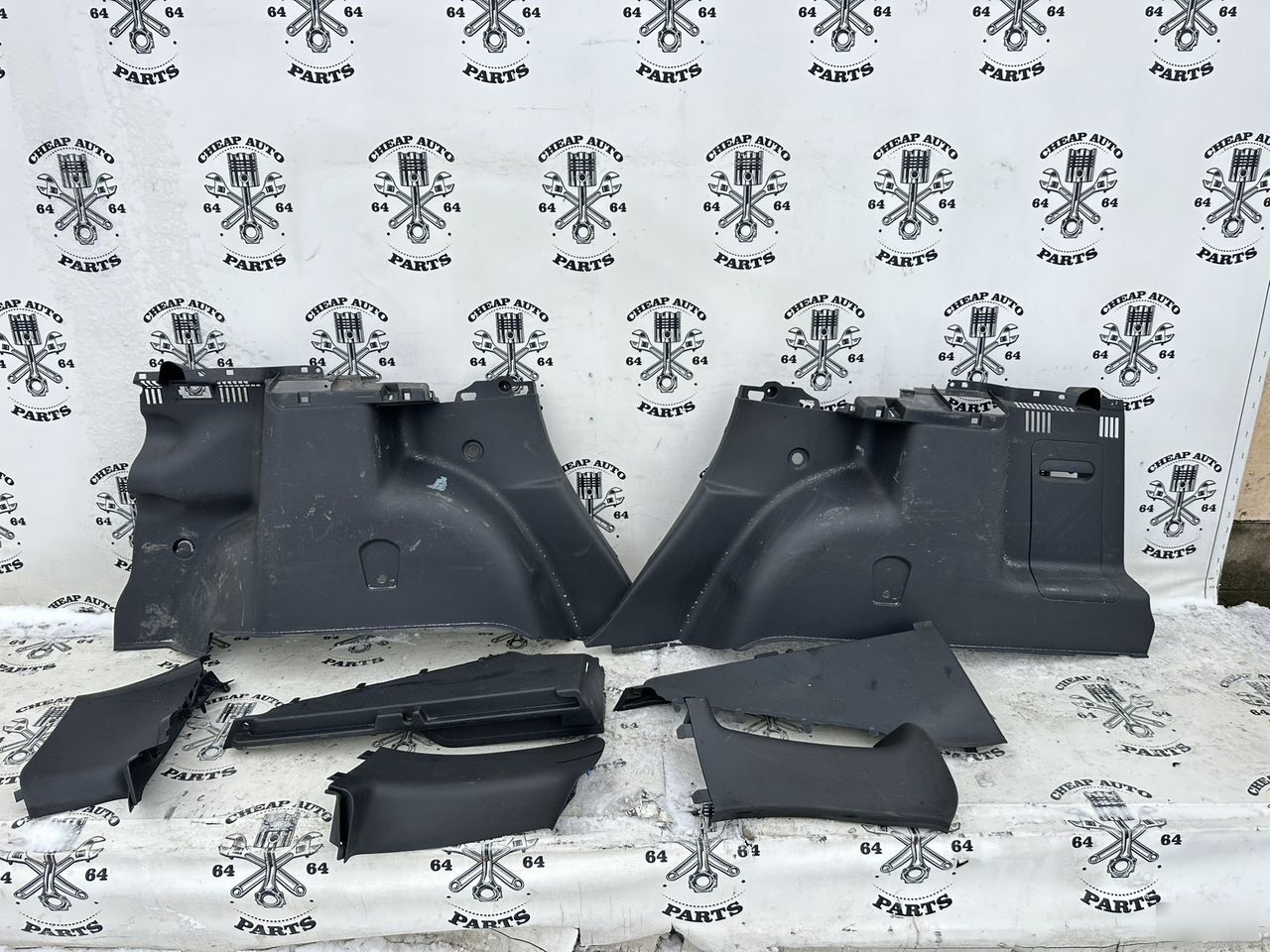 Обшивки багажника