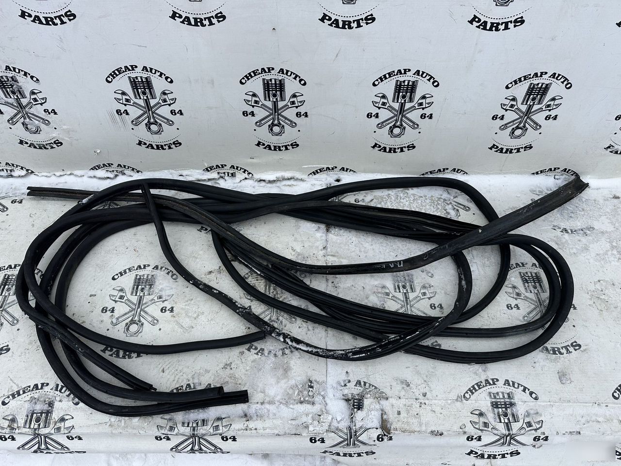 Уплотнители дверных проемов - Фото 2