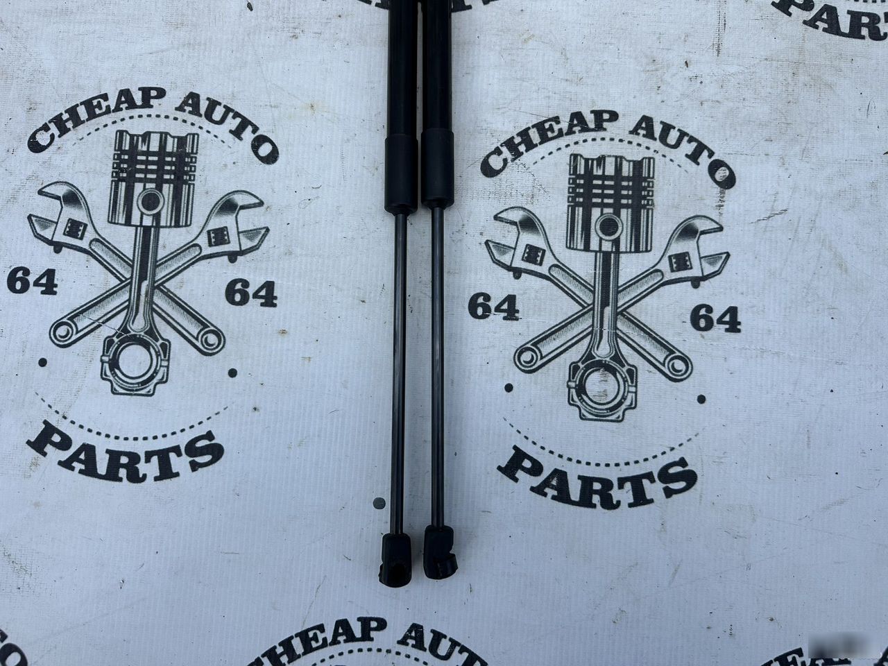 Амортизаторы крышки багажника - Фото 3