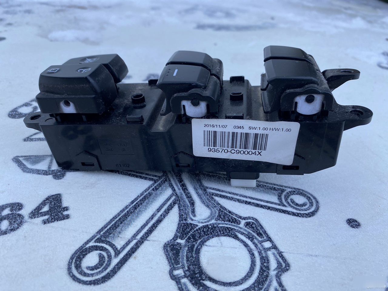 Блок кнопок стеклоподъемников - Фото 4