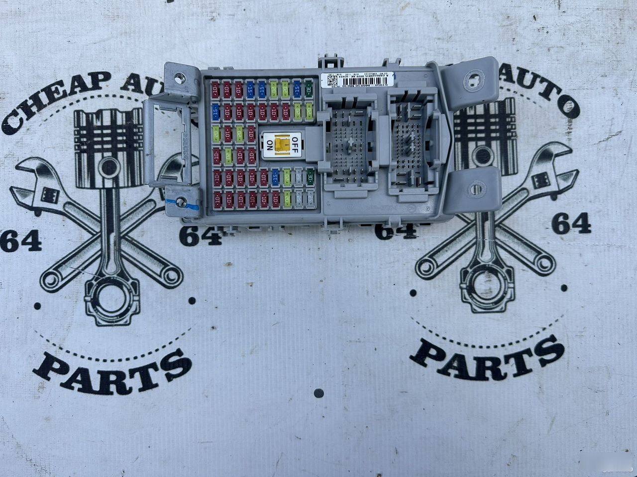 Блок предохранителей салона - Фото 6