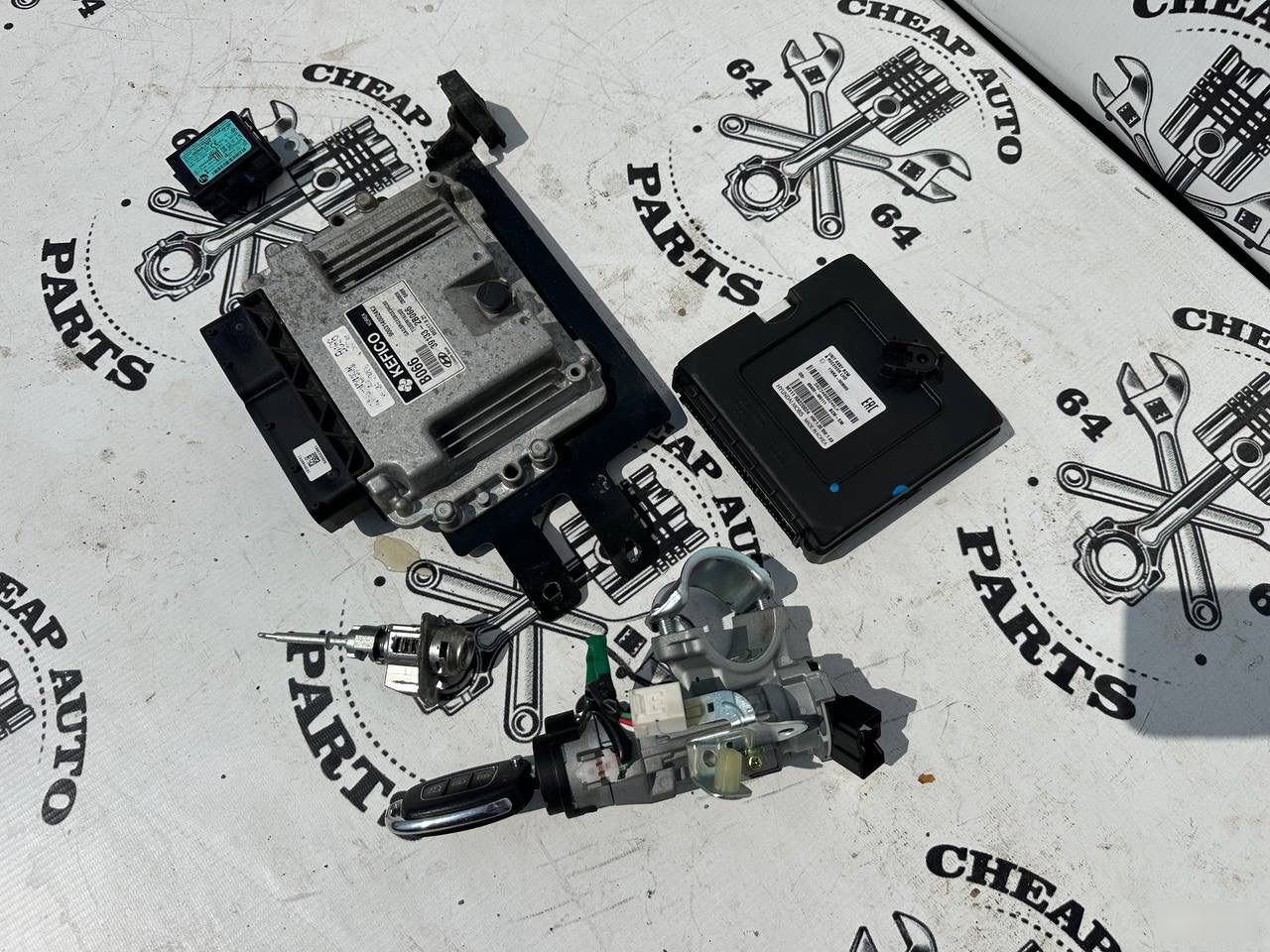 Блок управления двигателем - Фото 5