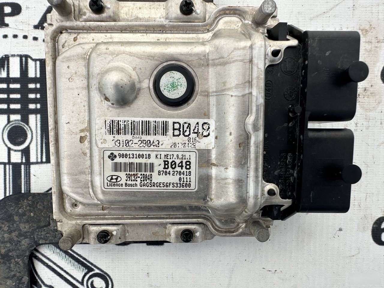 Блок управления двигателем - Фото 2