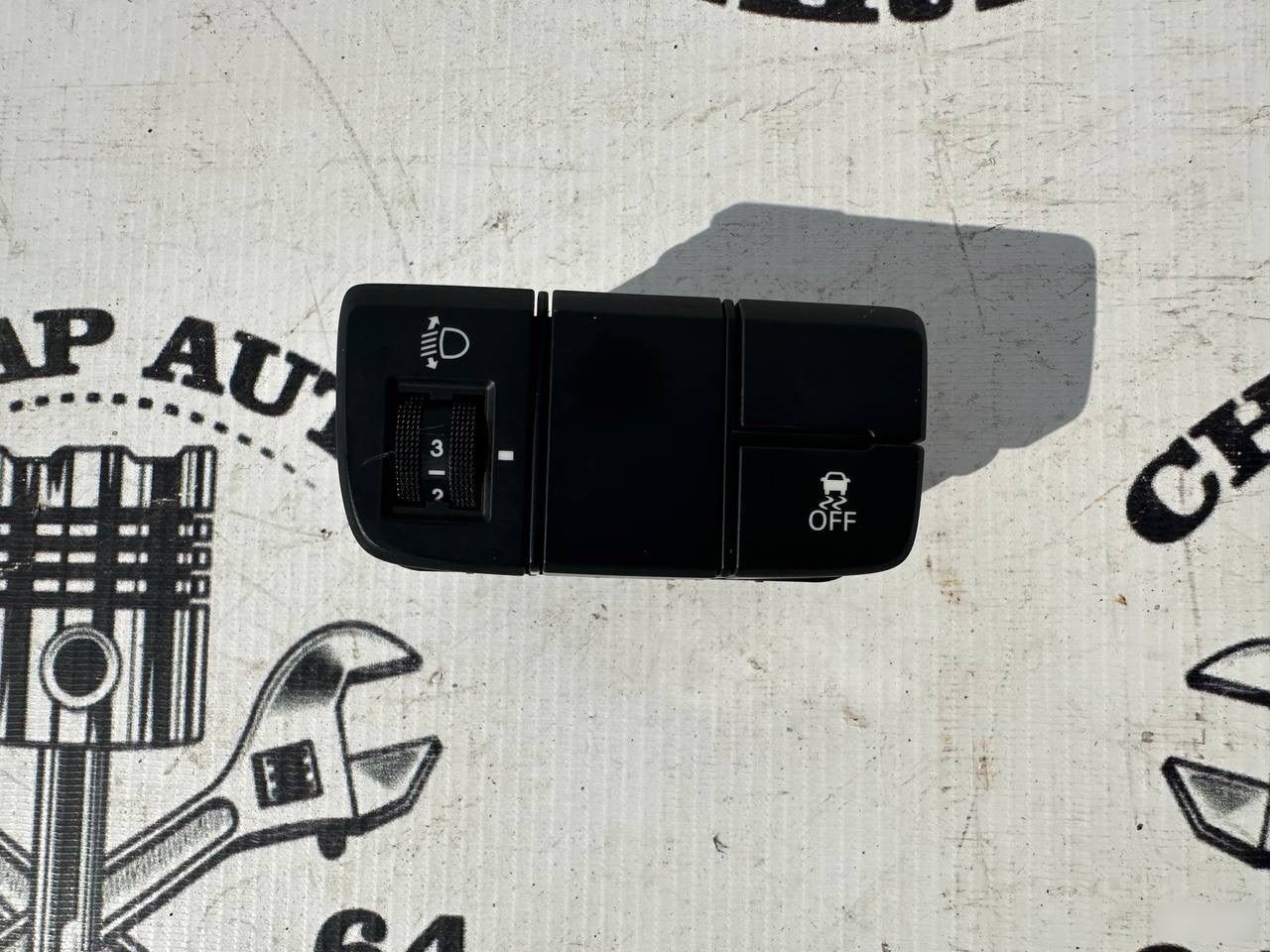 Блок управления корректором фар - Фото 3