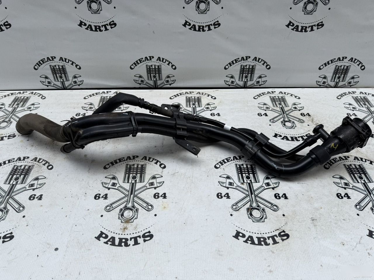 Заливная горловина бензобака