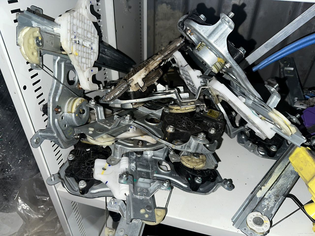 Комплектующие дверей - Фото 6