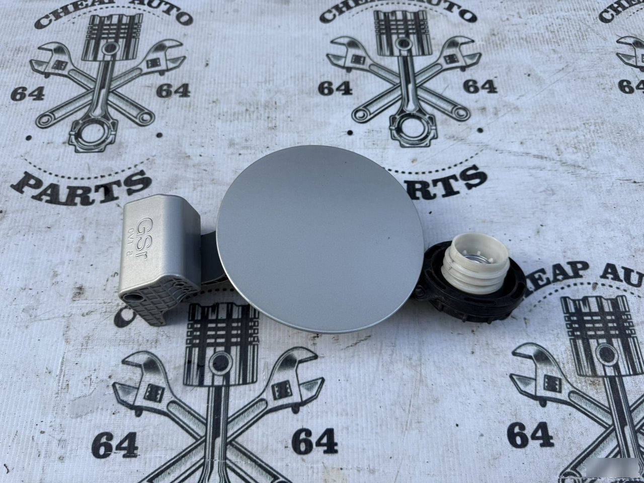 Лючок бензобака - Фото 2