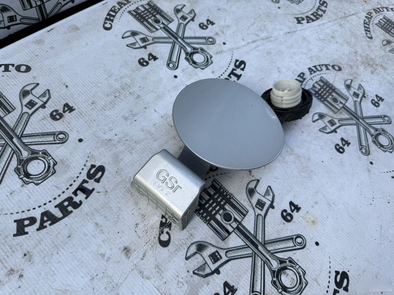 Лючок бензобака - Фото 3