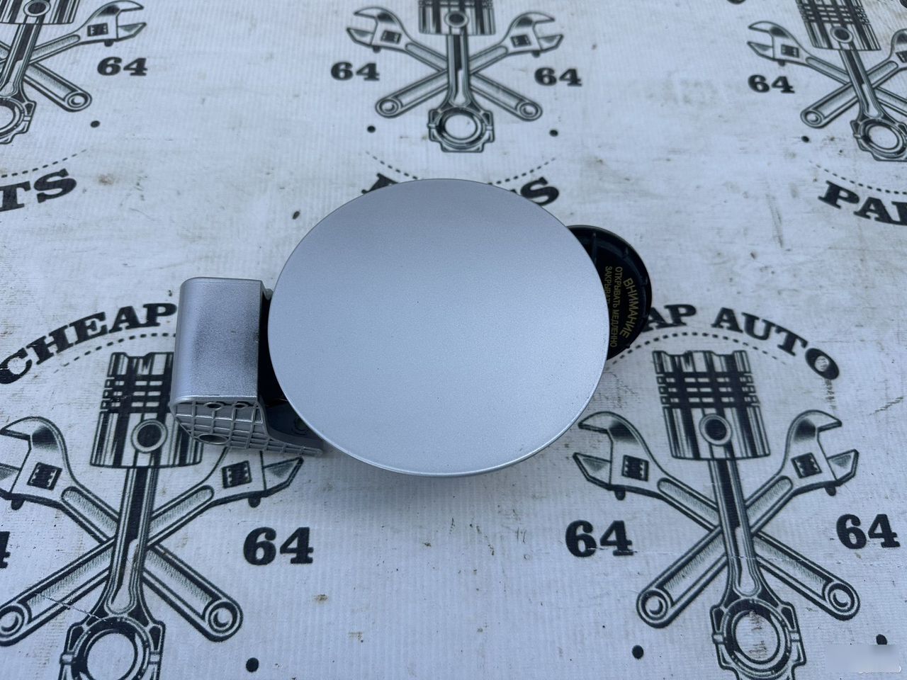 Лючок бензобака - Фото 2