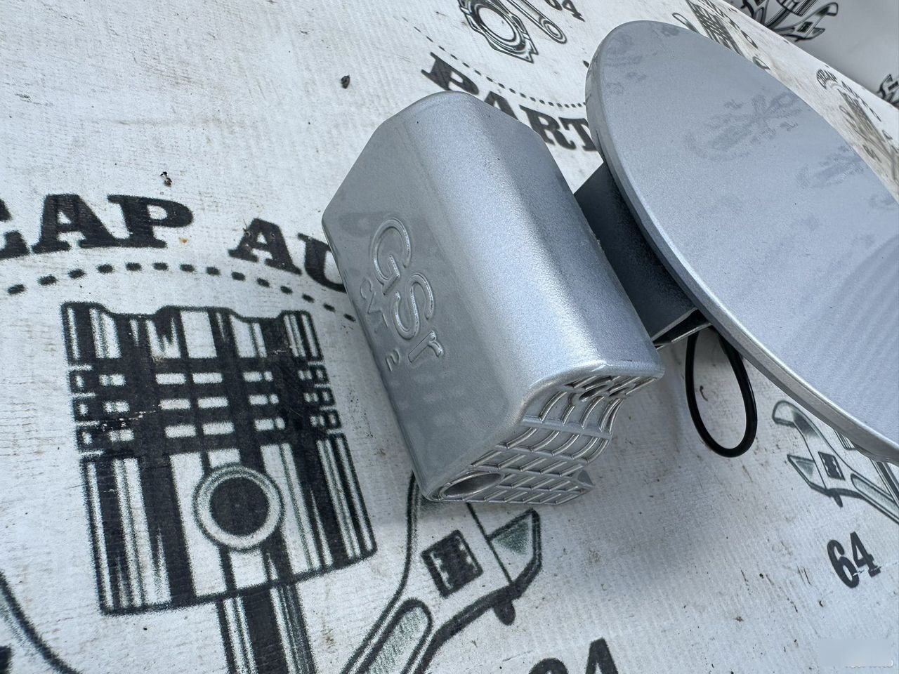 Лючок бензобака - Фото 3