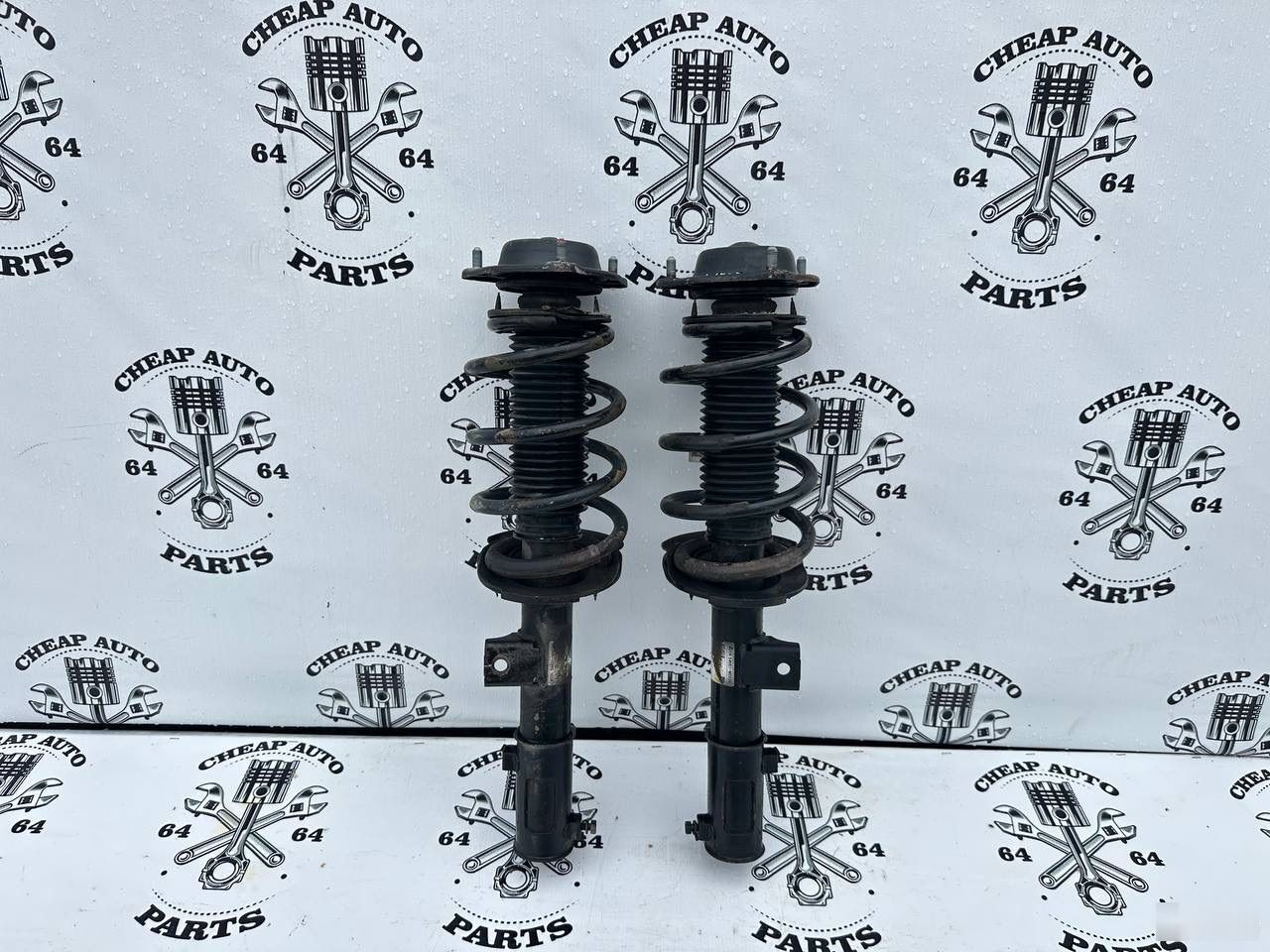 Стойки амортизатора