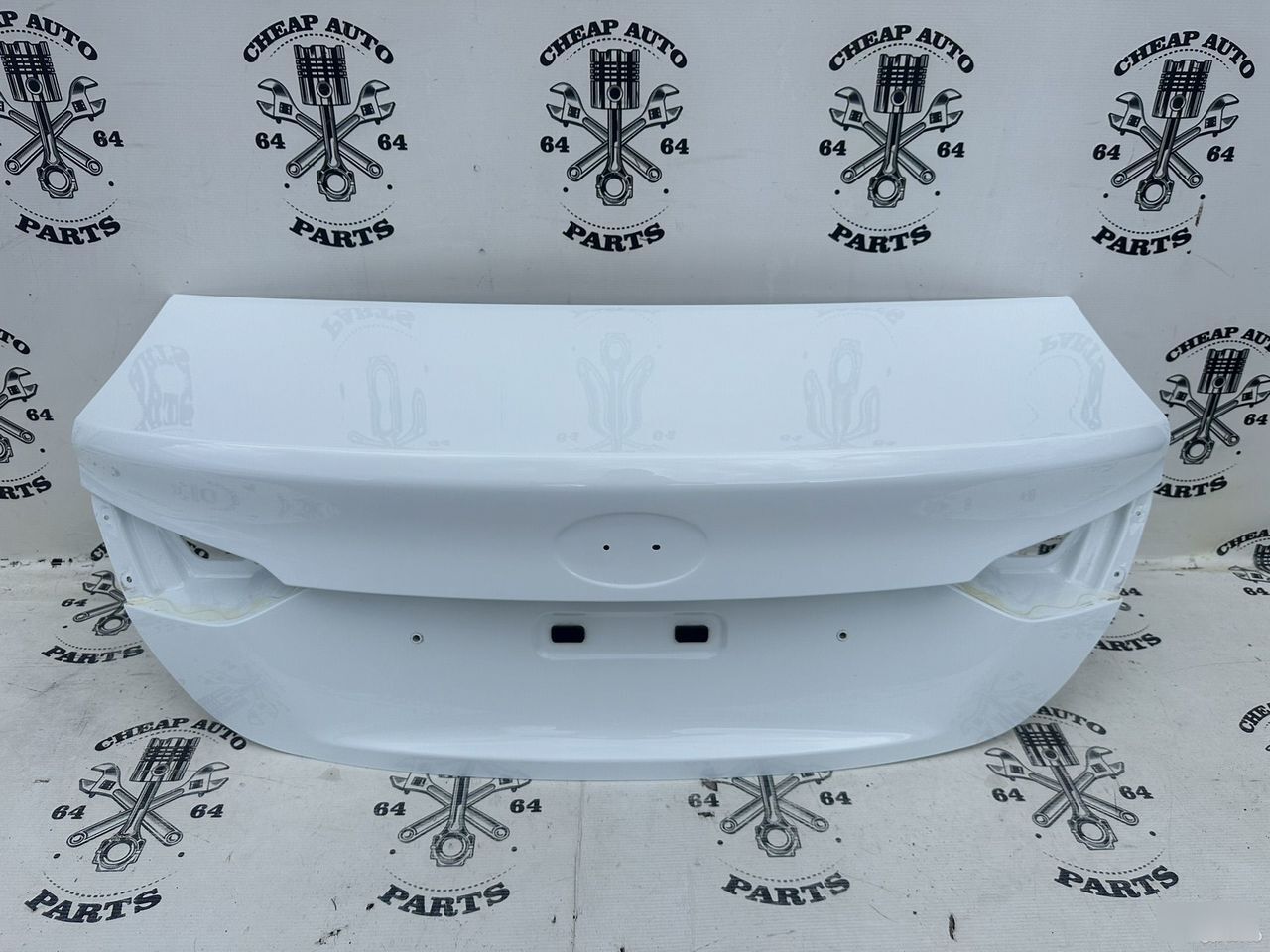 Крышка багажника - Фото 2