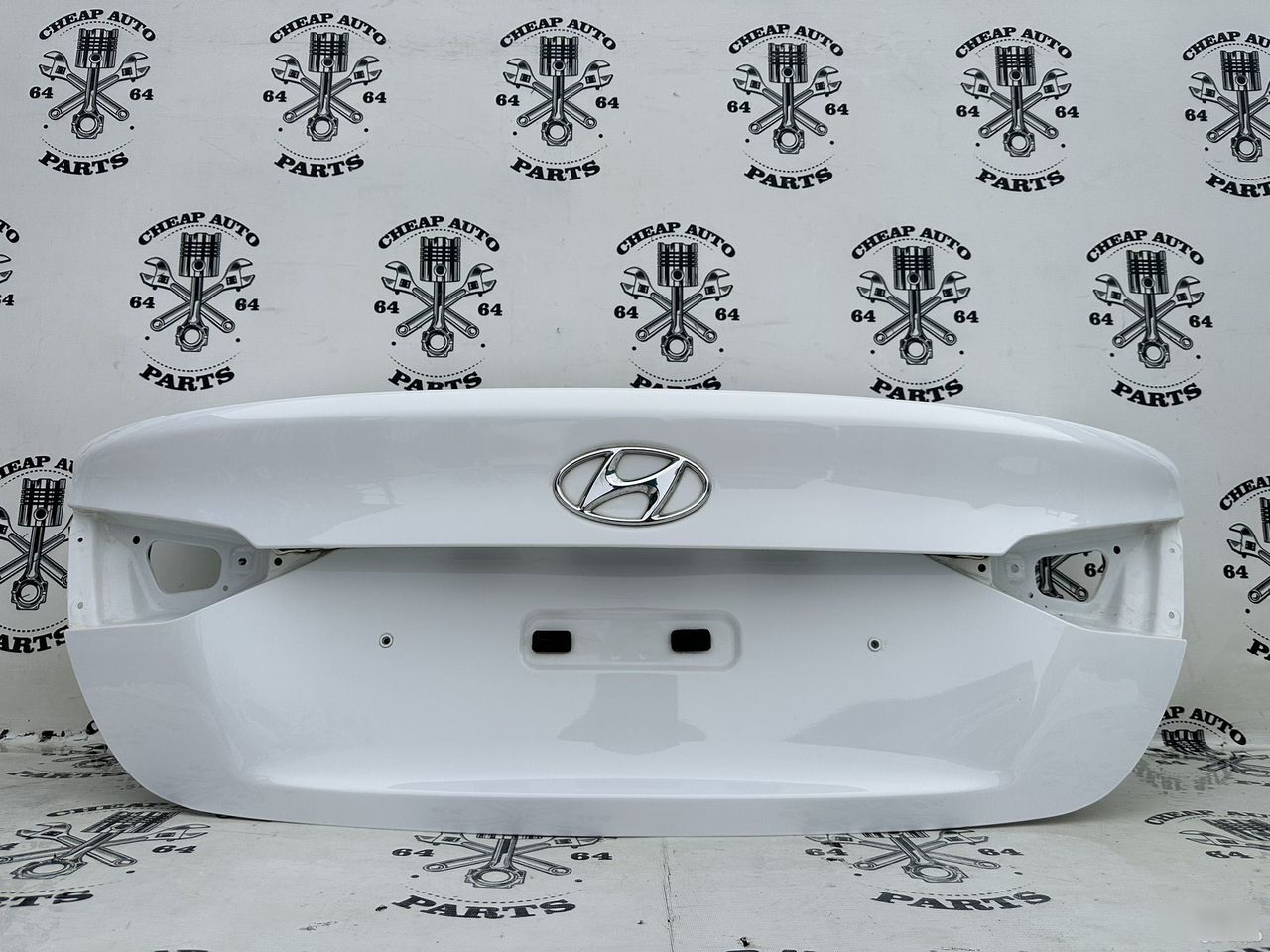 Крышка багажника - Фото 2