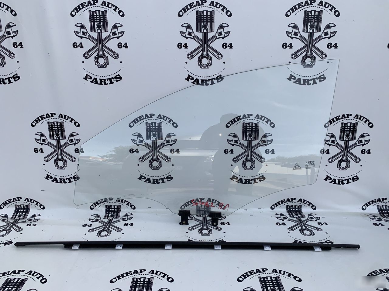 Стекло двери