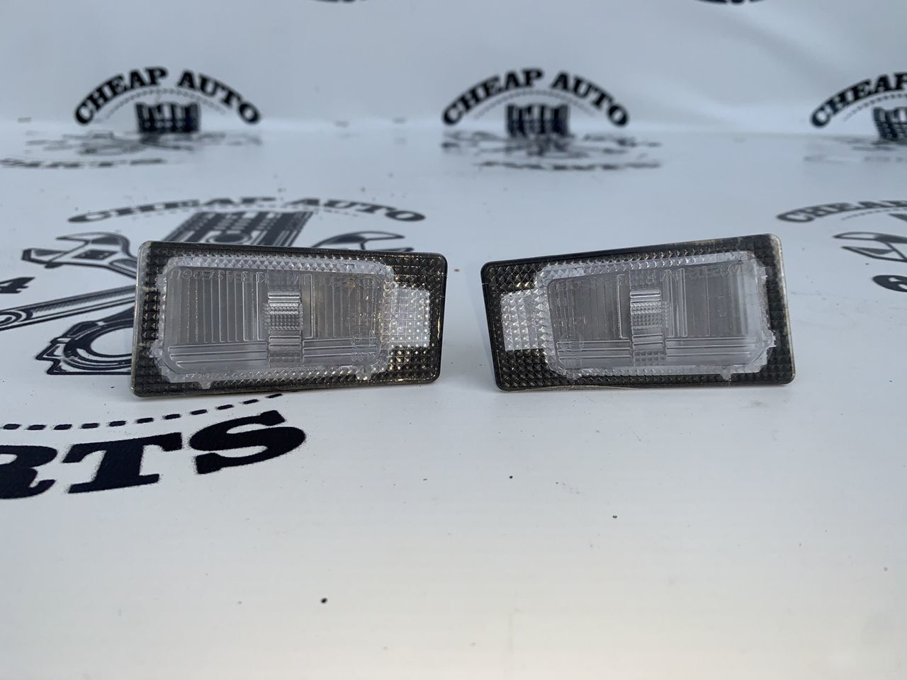 Фонарики крышки багажника