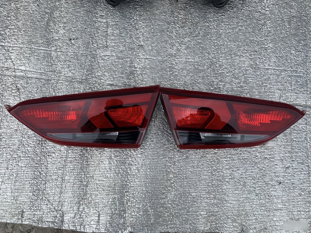 Фонарь крышки багажника