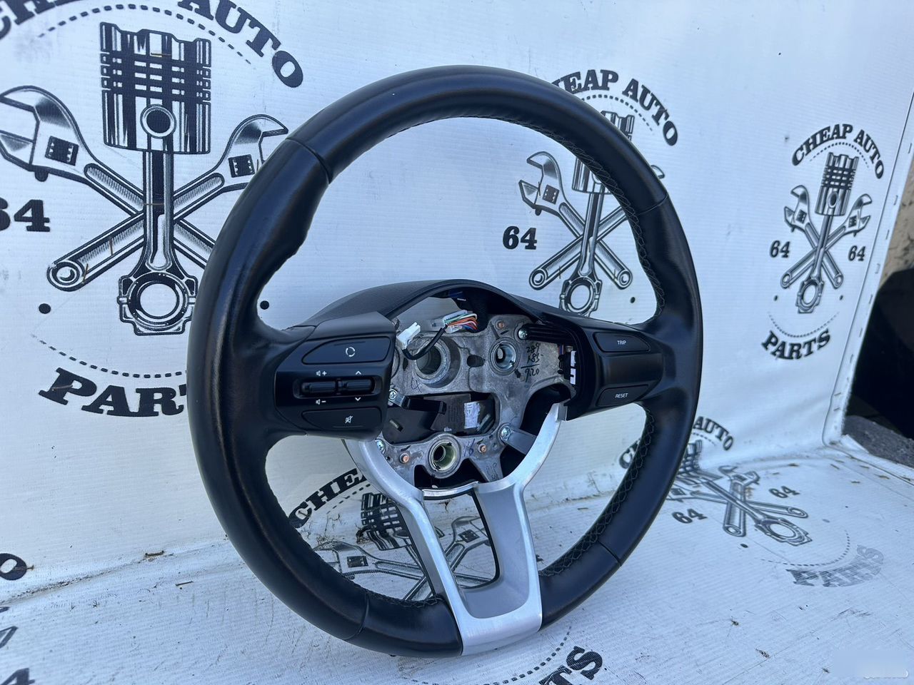 Руль - Фото 3