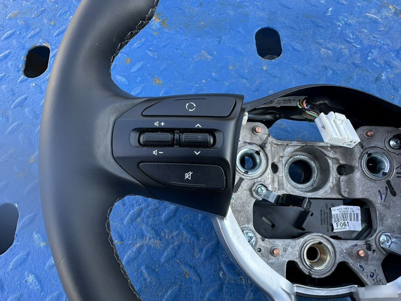 Руль - Фото 6