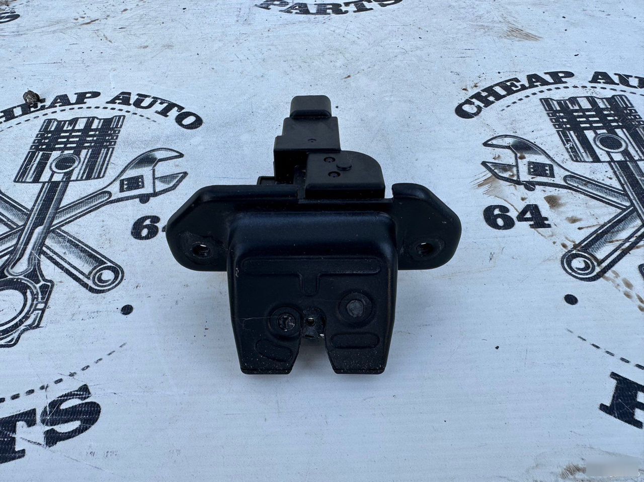 Замок крышки багажника - Фото 2