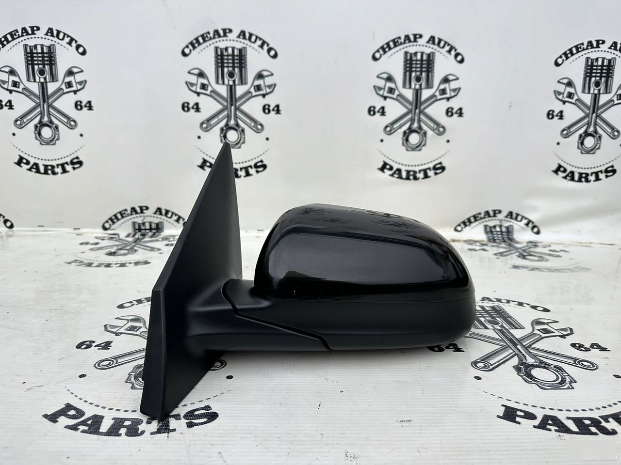 Зеркало заднего вида