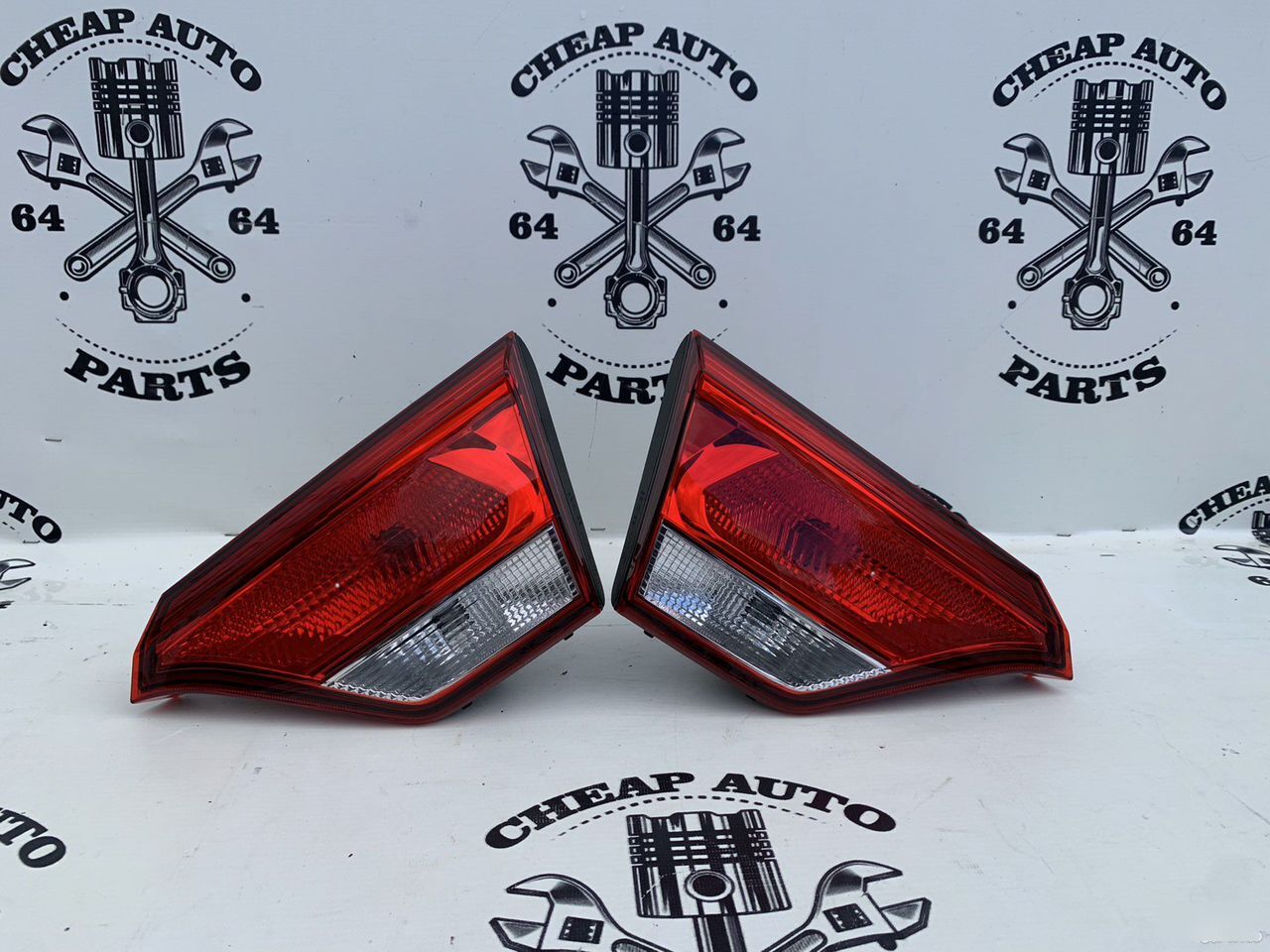 Фонари крышки багажника - Фото 5