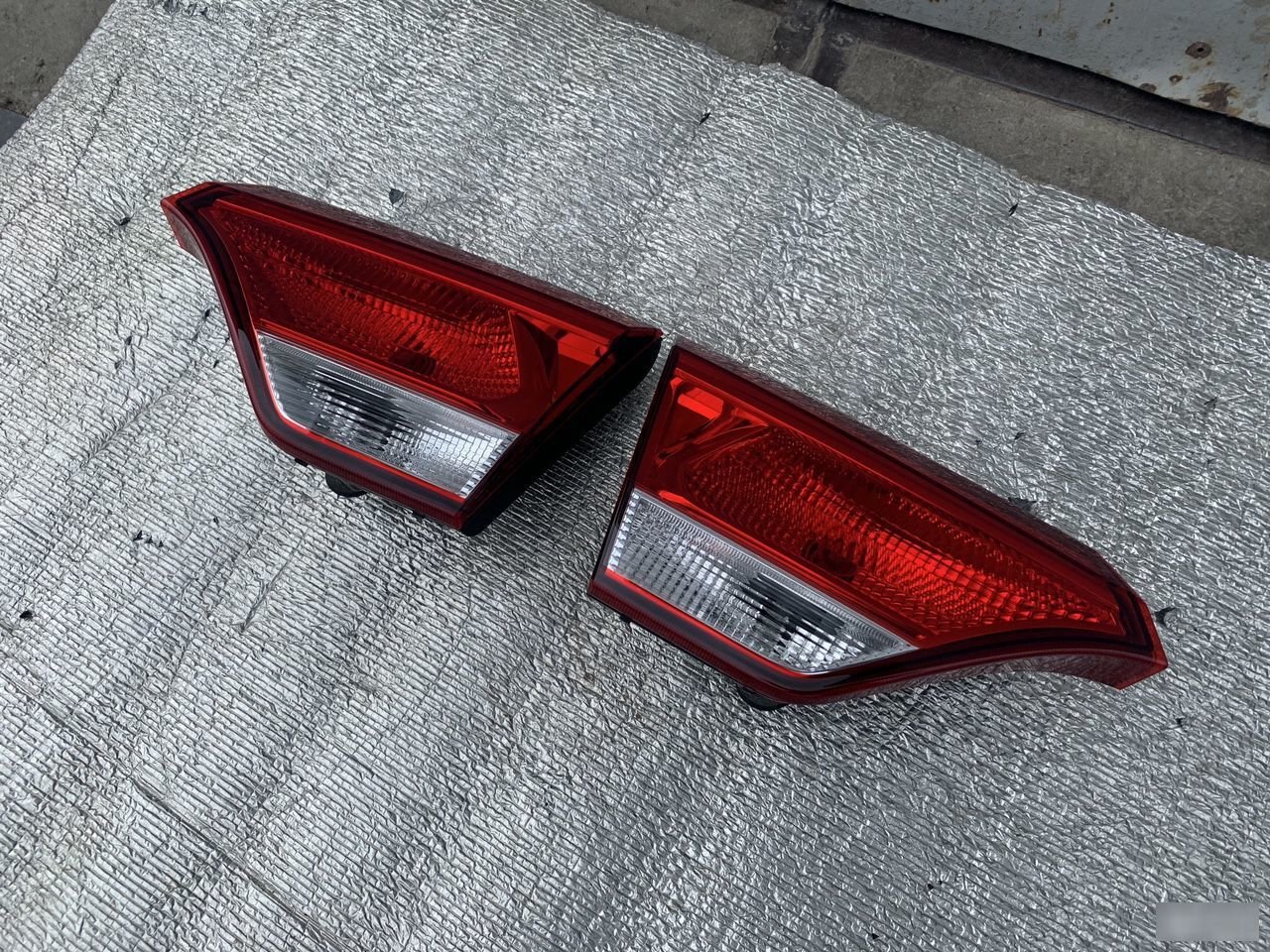 Фонарь крышки багажника - Фото 2