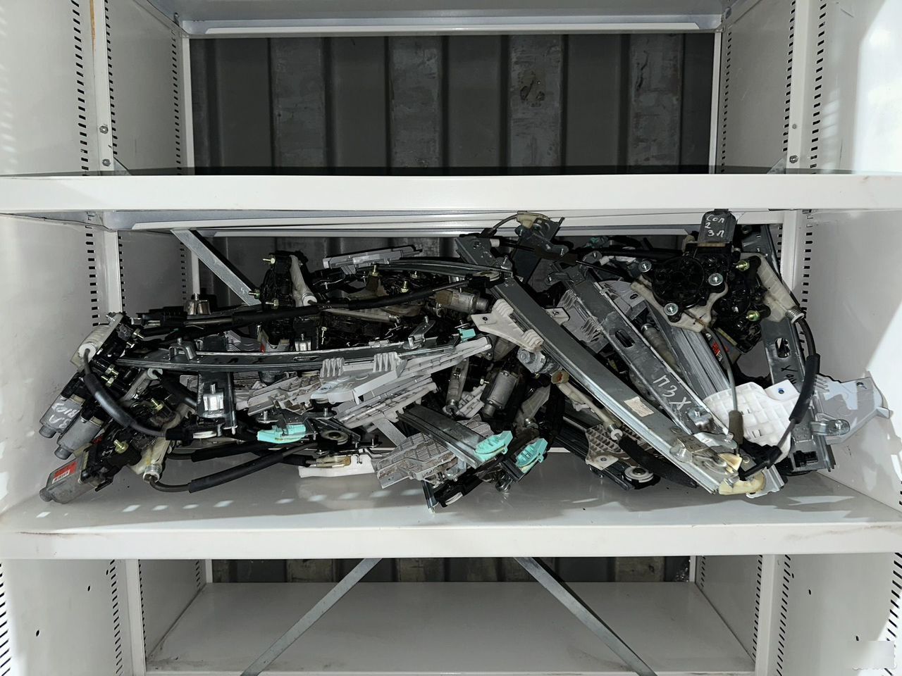 Стеклоподъемники