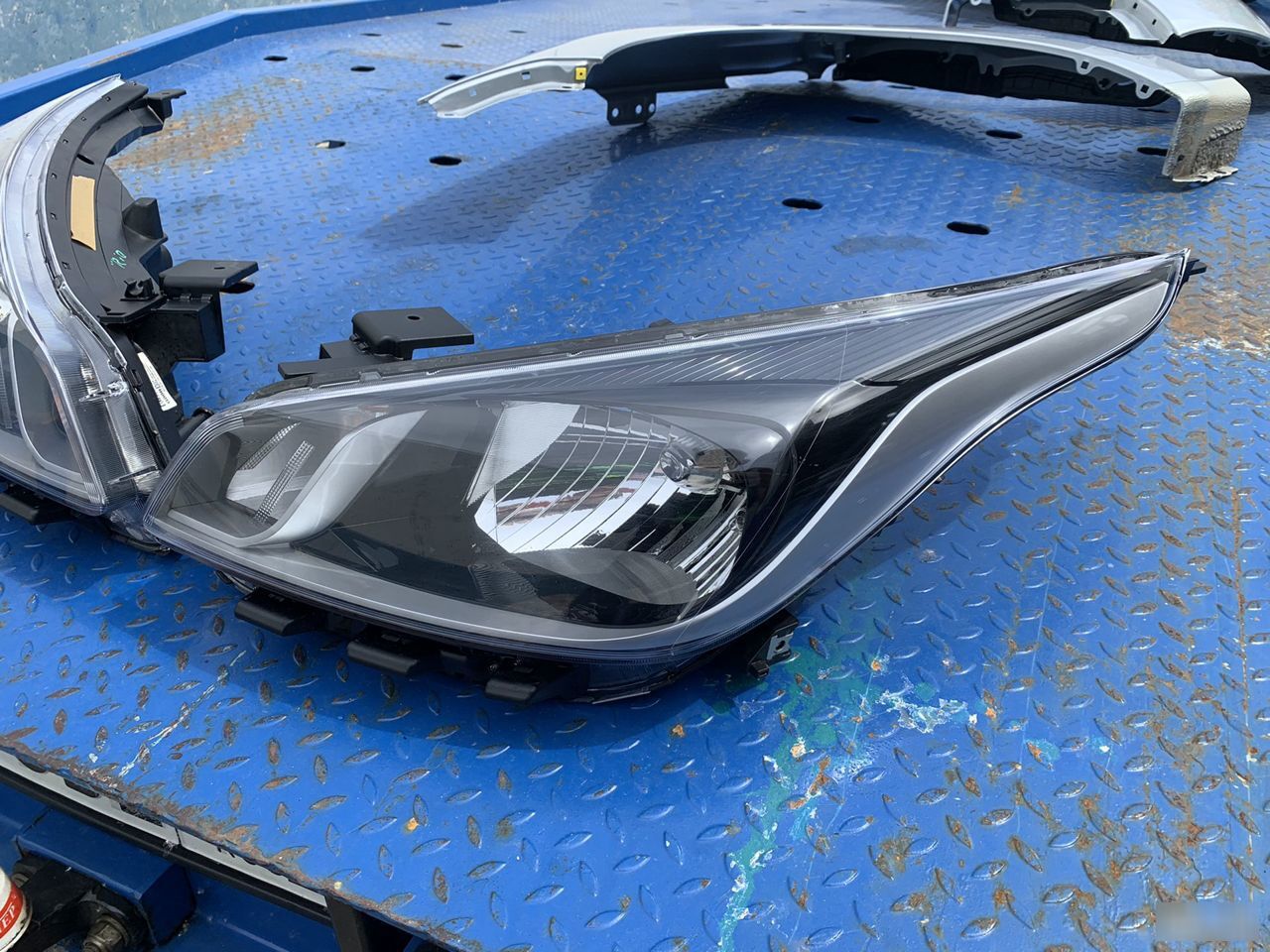 Фары - Фото 3