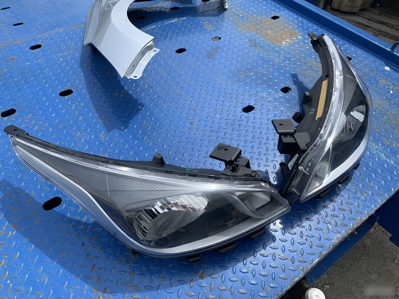 Фары - Фото 5