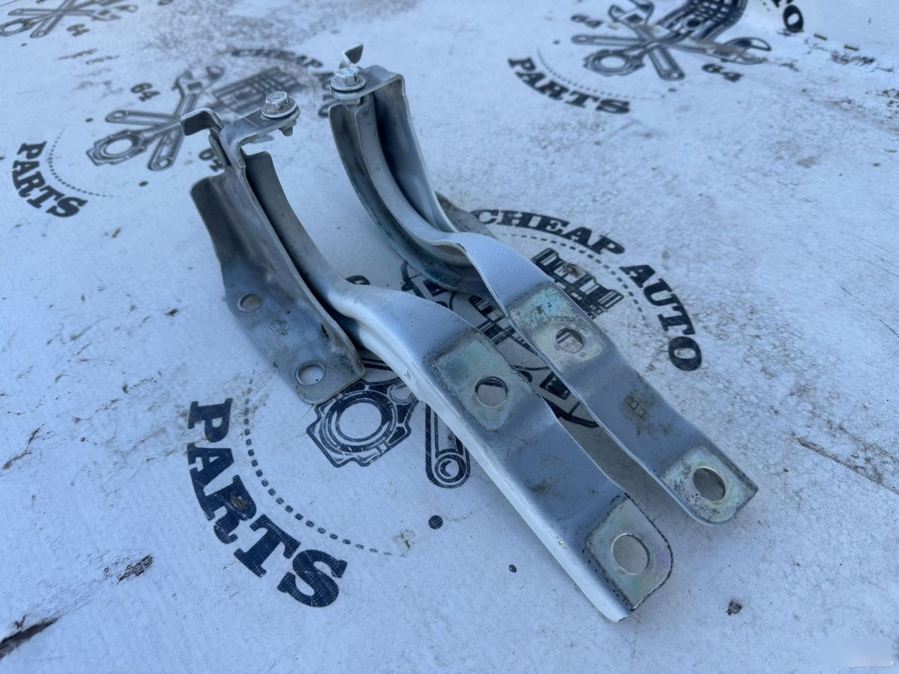 Петли капота - Фото 3