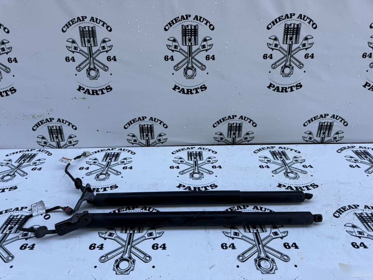 Электропривод багажника