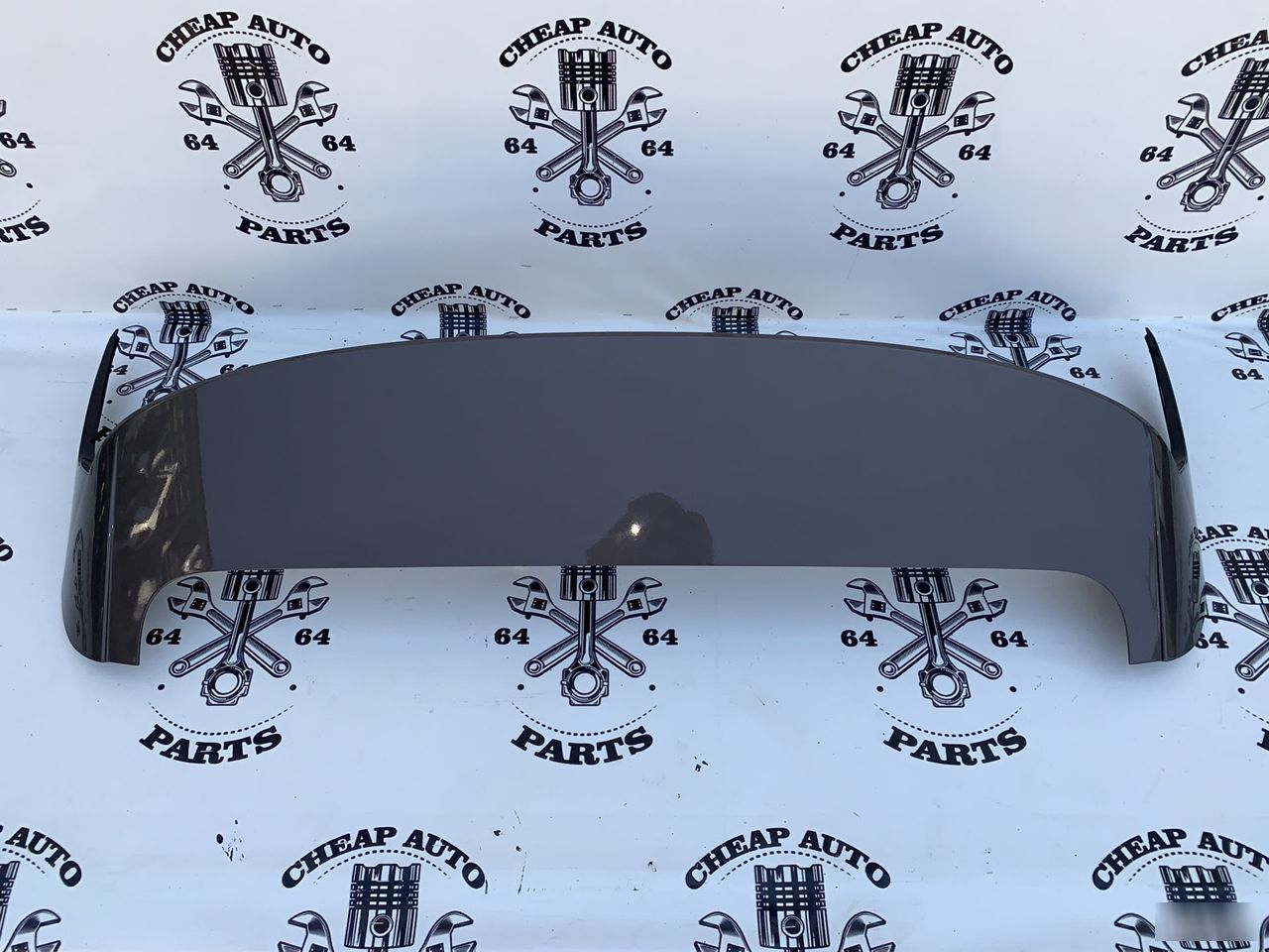 Спойлер крышки багажника