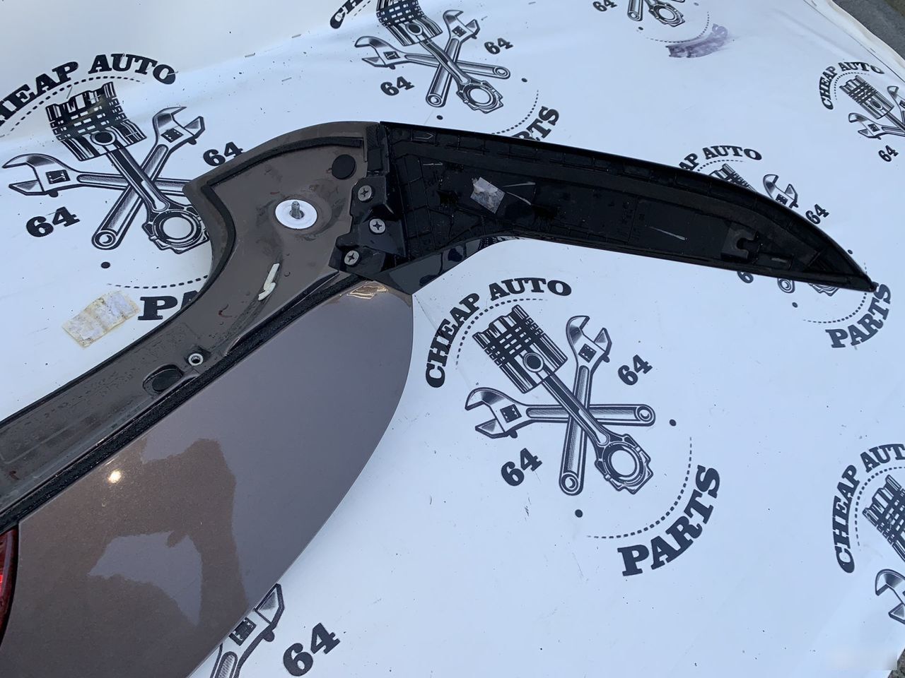 Спойлер крышки багажника - Фото 10