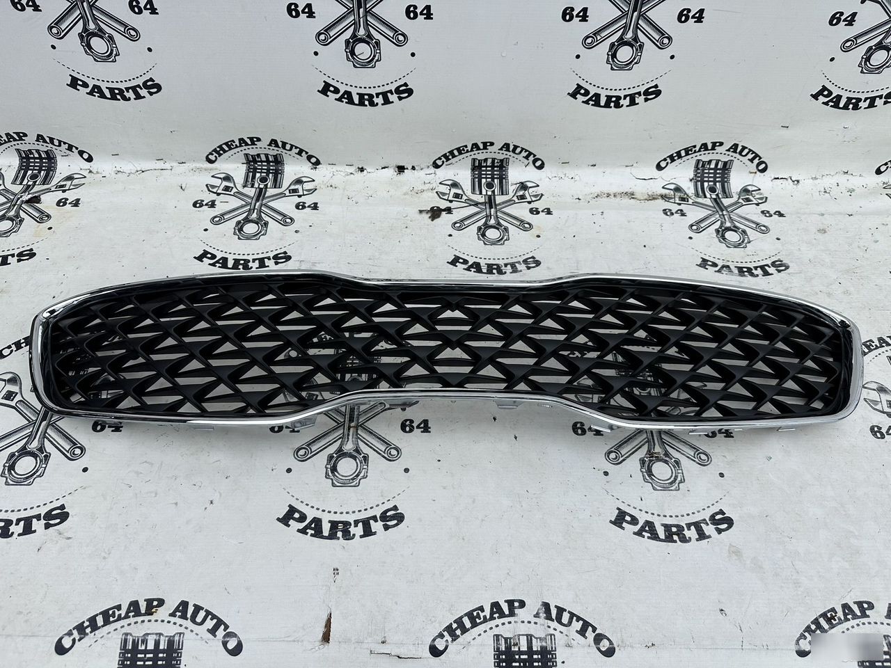 Решетка радиатора - Фото 2