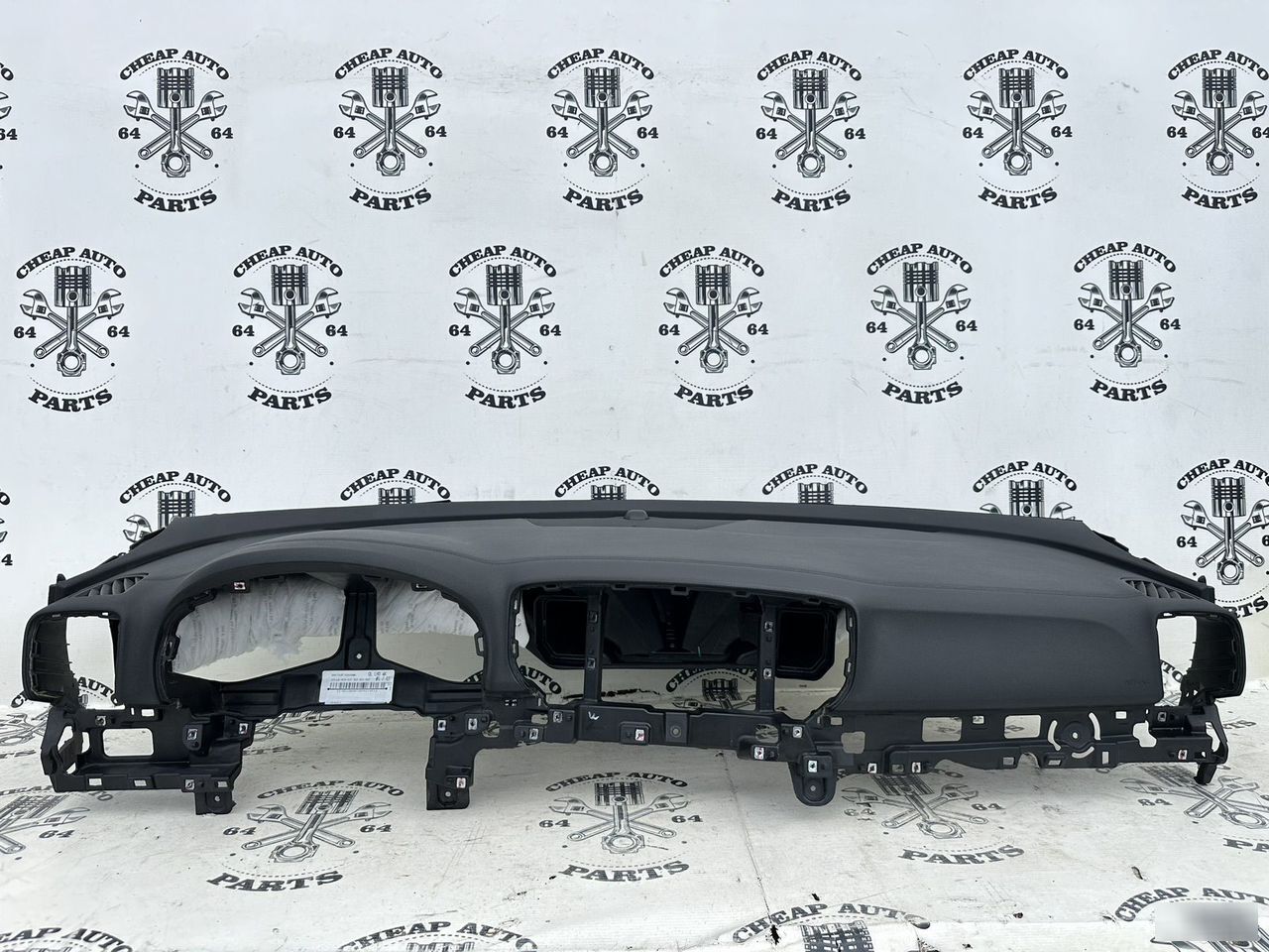 Торпедо панель салона - Фото 2