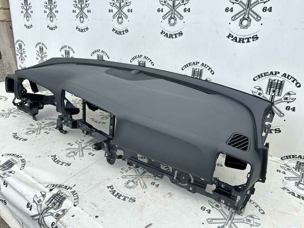 Торпедо панель салона - Фото 7