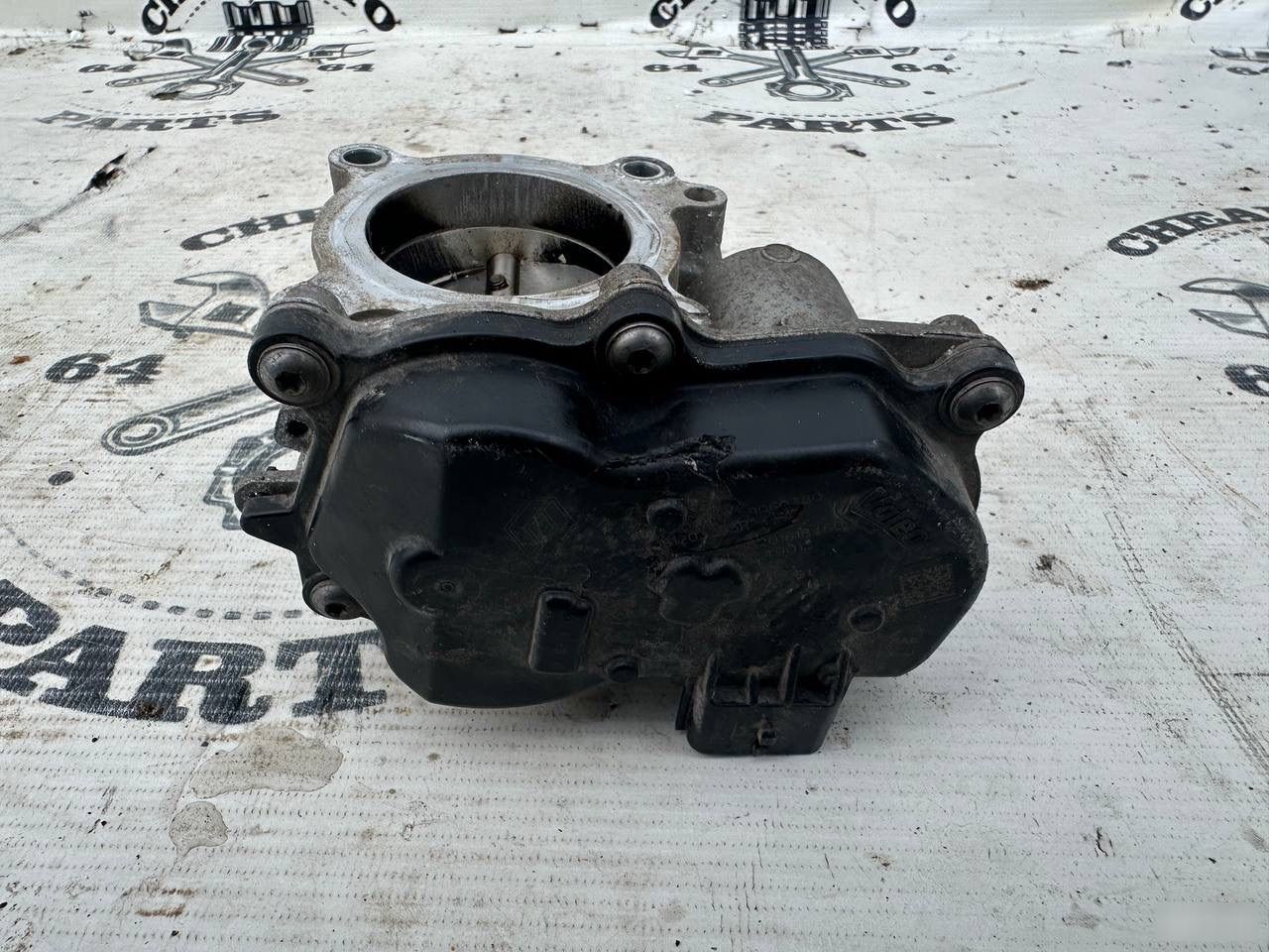 Дроссельная заслонка