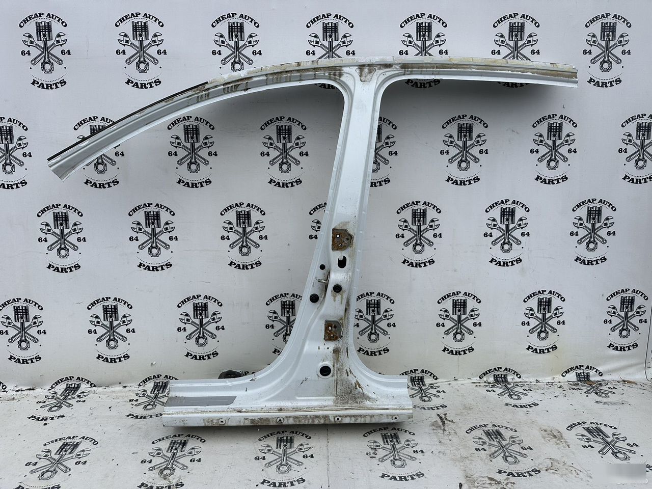 Средняя стойка с порогом