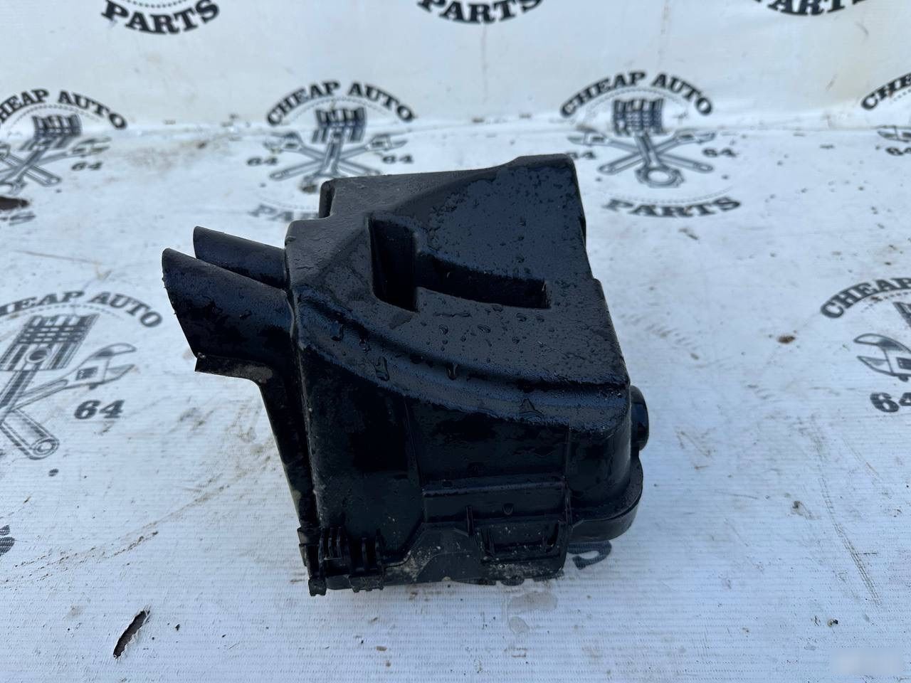 Корпус блока предохранителей - Фото 2