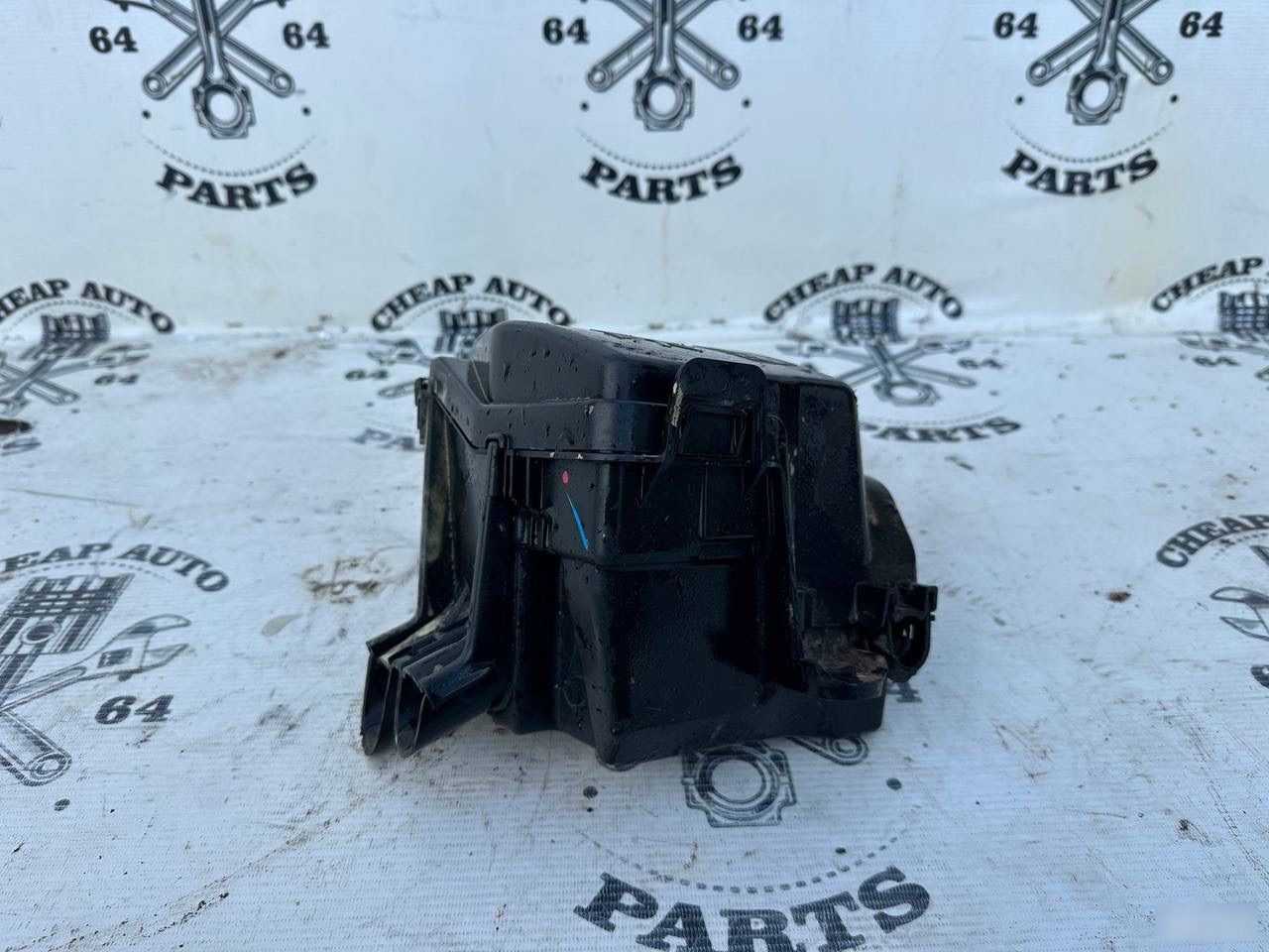 Корпус блока предохранителей - Фото 6