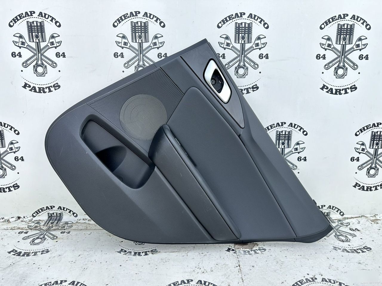 Обшивка двери