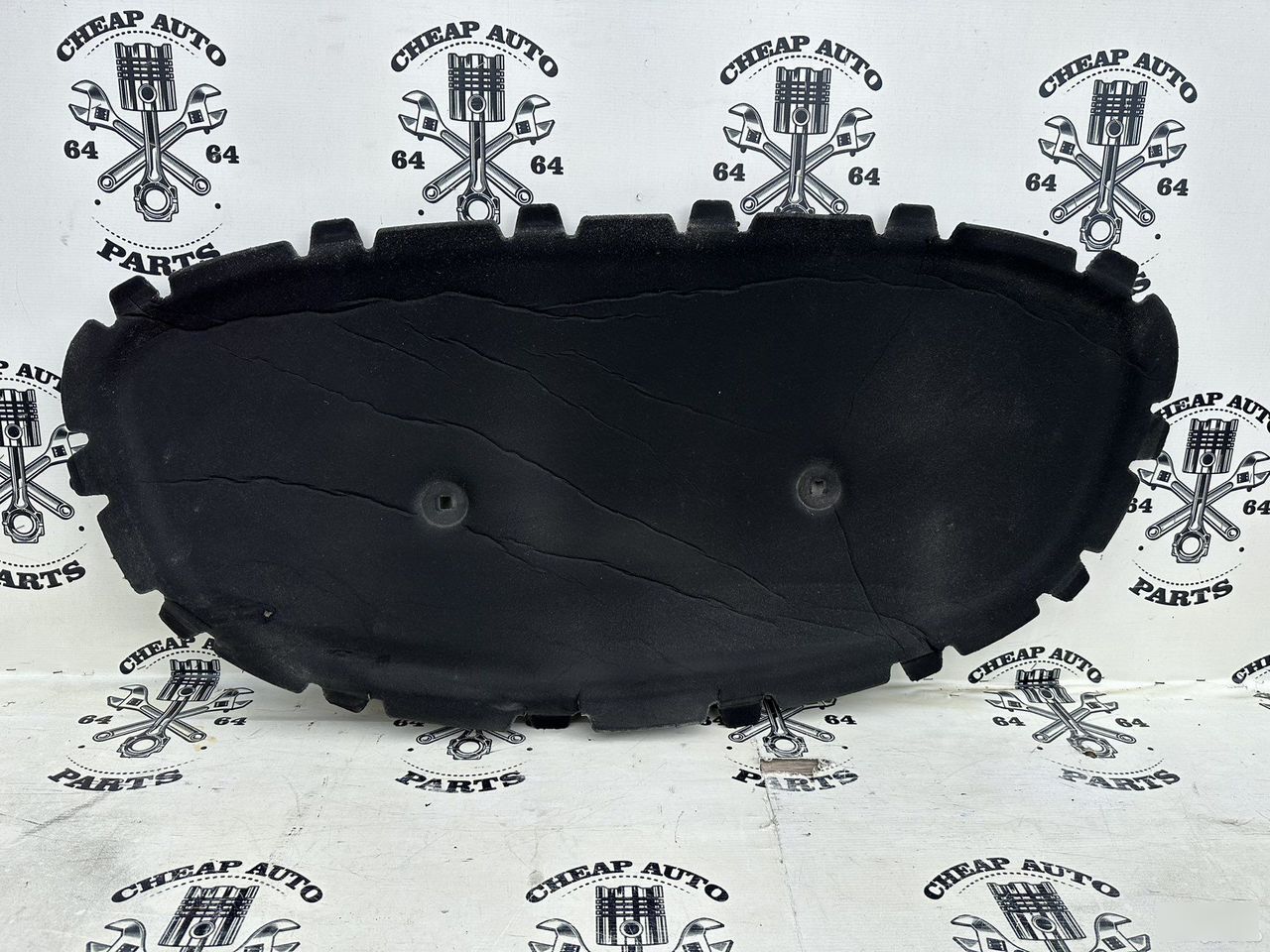 Обшивка капота