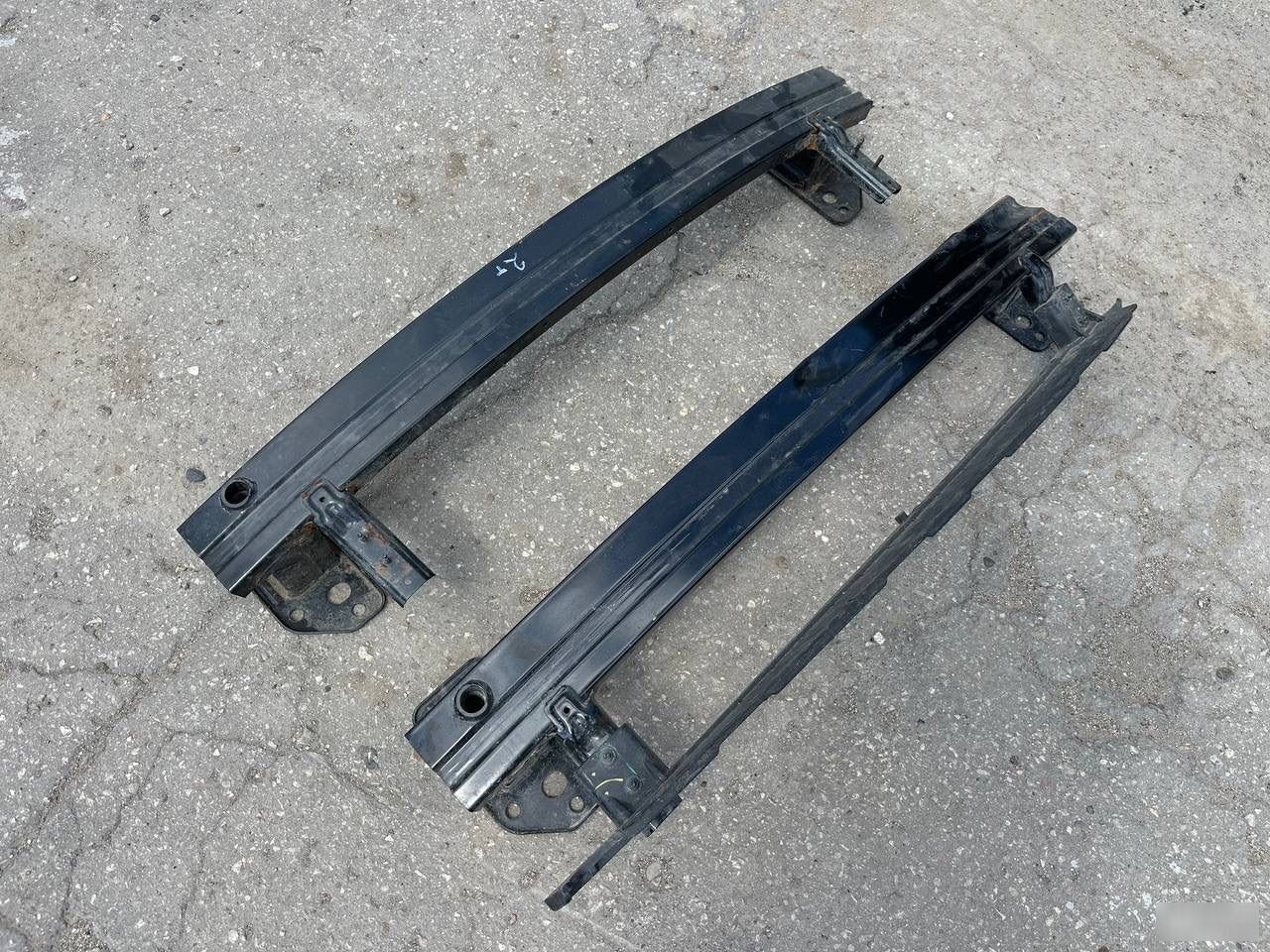 Усилитель бампера - Фото 3