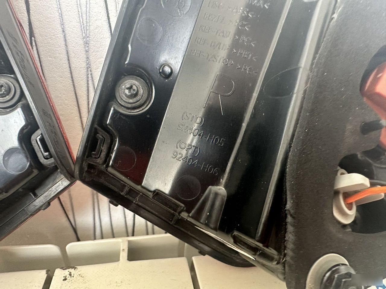 Фонари крышки багажника - Фото 10