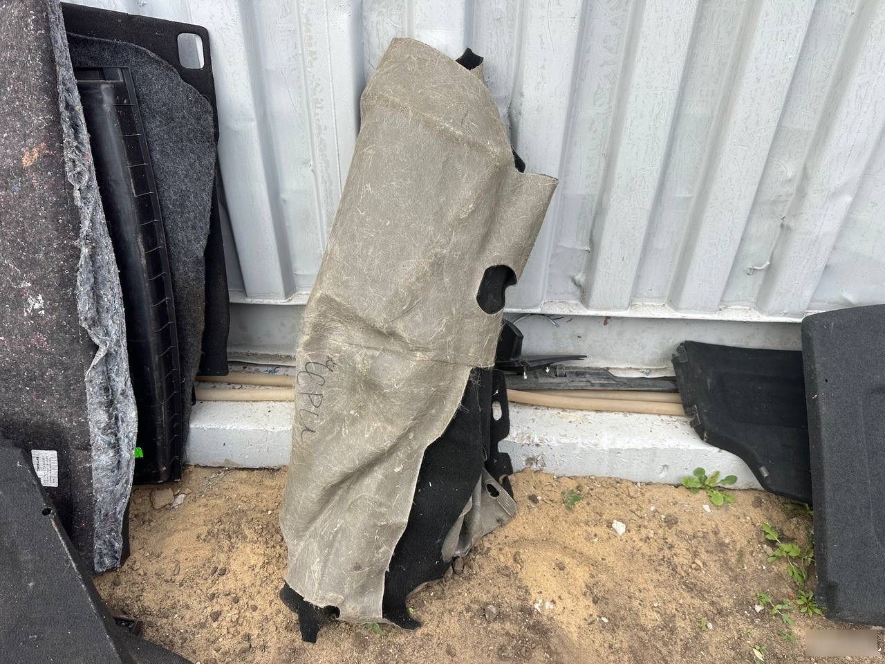 Ковролин салона