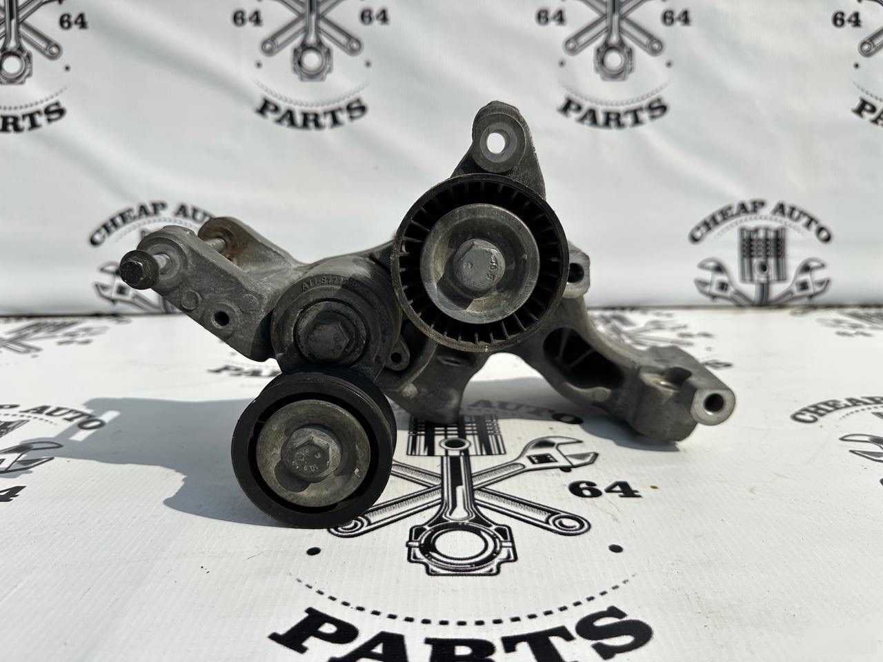 Натяжитель ремня генератора