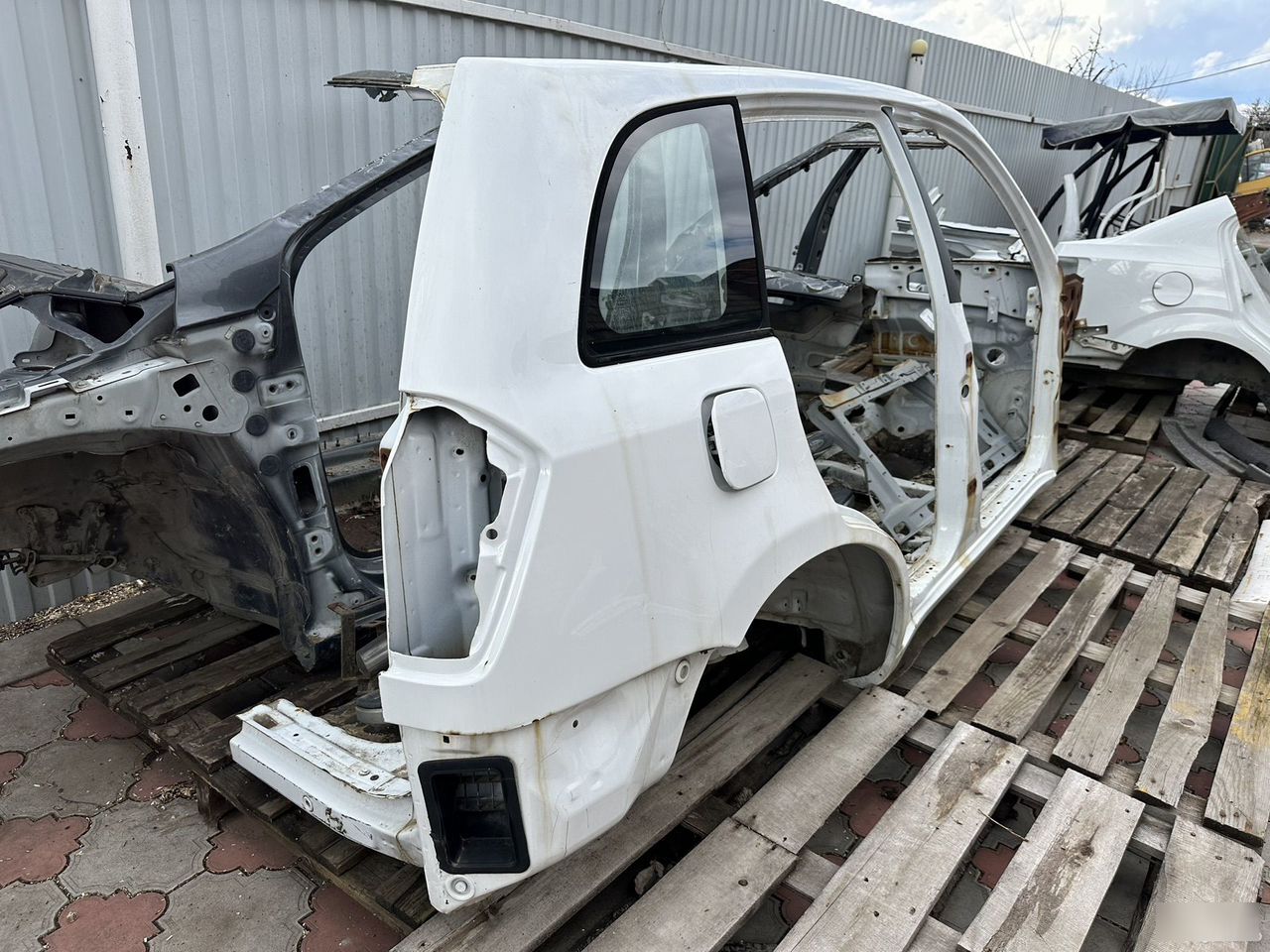Часть кузова - Фото 4