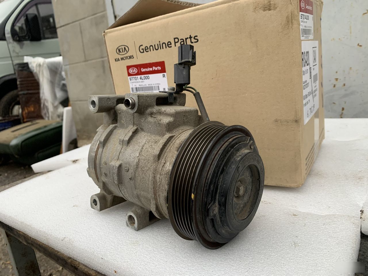 Компрессор кондиционера - Фото 2