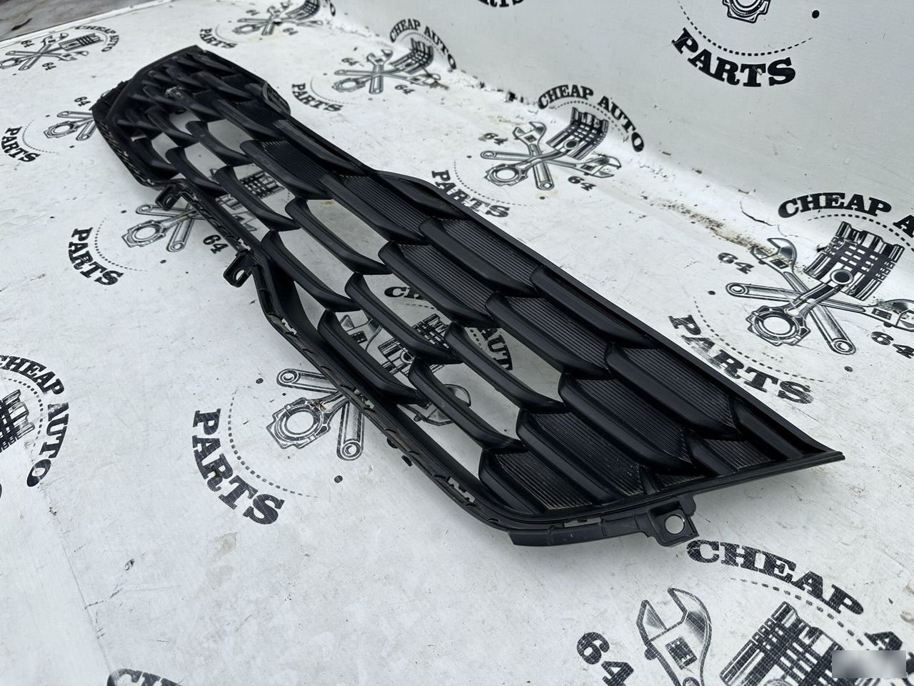 Решетка радиатора - Фото 3